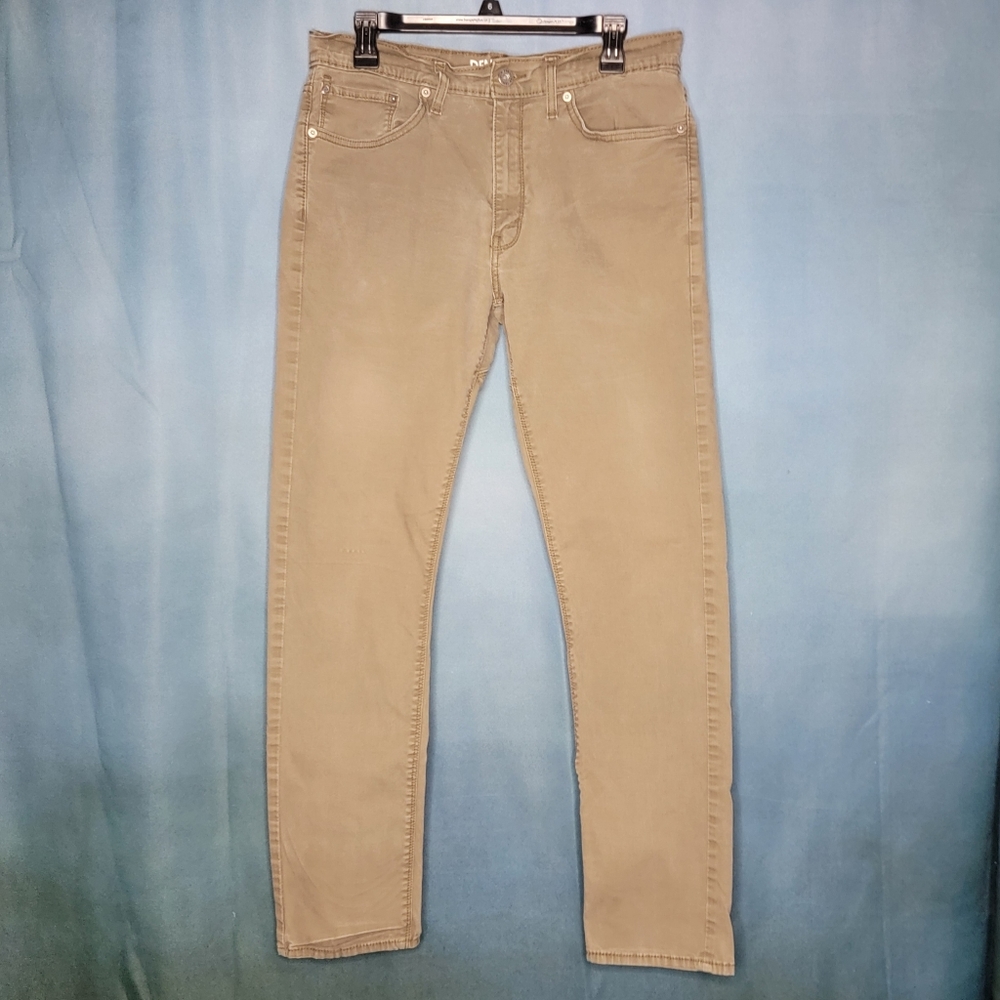Denizen from Levi's Men's Army Green Jeans